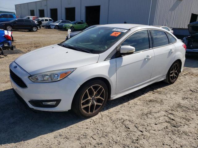 FORD FOCUS SE 2015 1fadp3f25fl259605