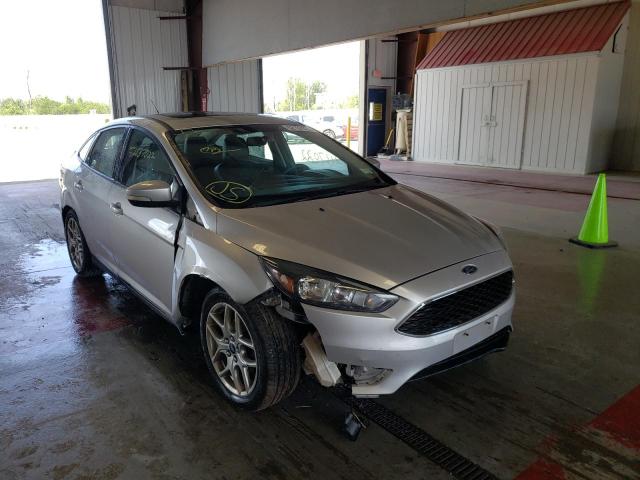 FORD FOCUS SE 2015 1fadp3f25fl302520