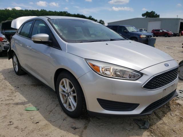 FORD FOCUS SE 2015 1fadp3f25fl350356