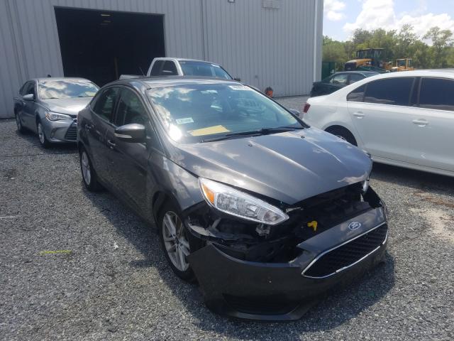 FORD FOCUS SE 2017 1fadp3f25hl237851