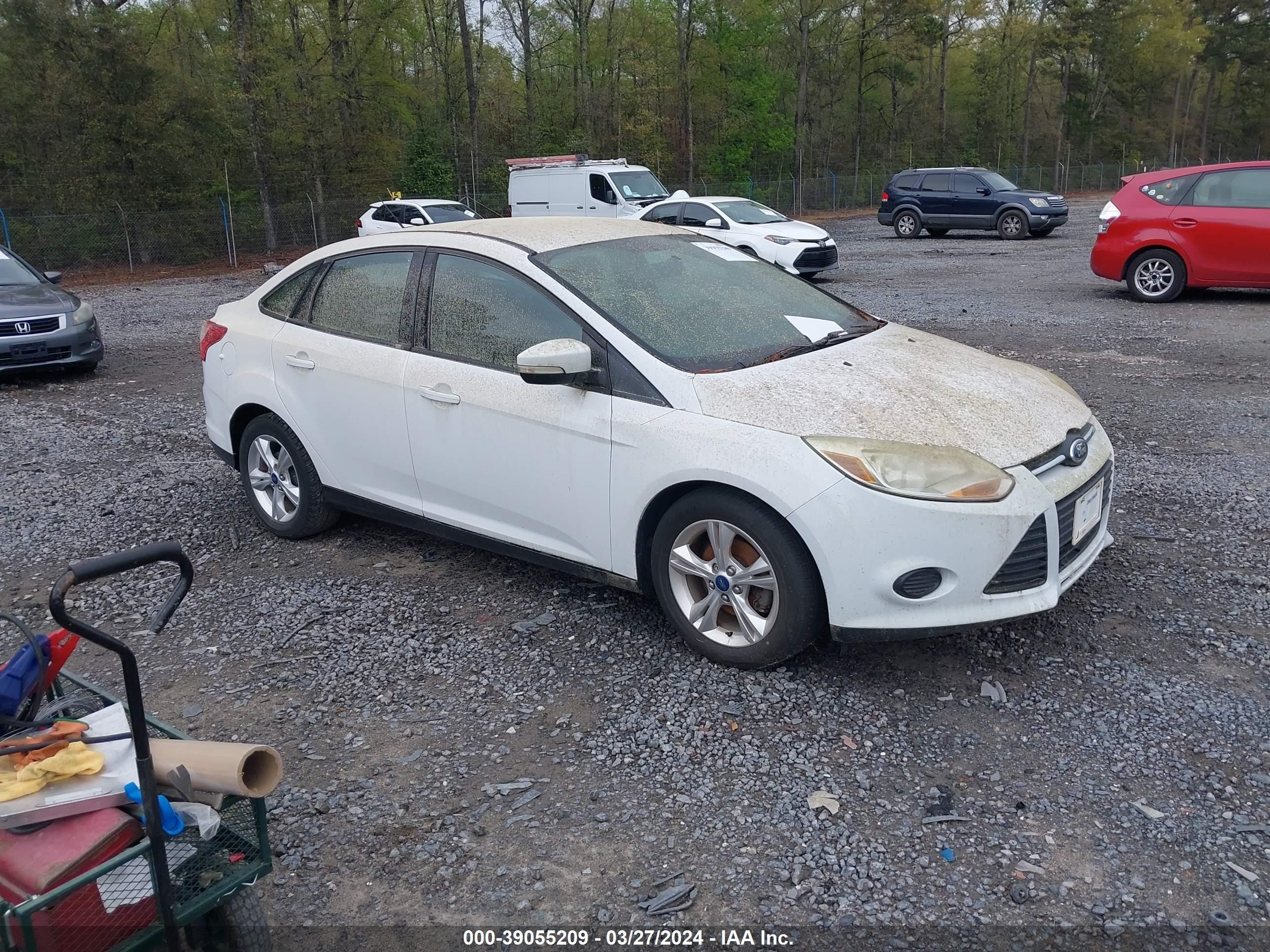 FORD FOCUS 2013 1fadp3f26dl266804