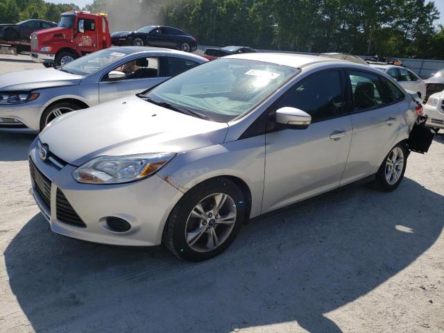 FORD FOCUS SE 2014 1fadp3f26el119075