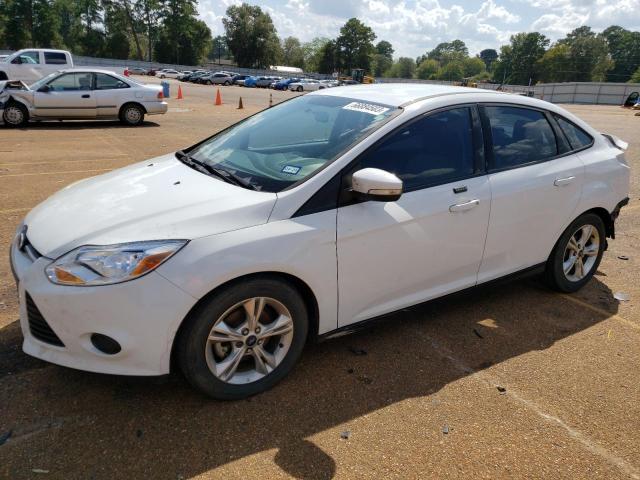 FORD FOCUS SE 2014 1fadp3f26el168566