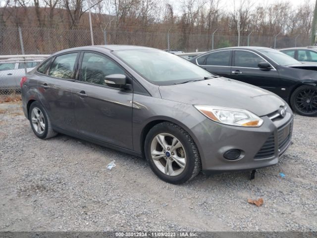 FORD FOCUS 2014 1fadp3f26el425578