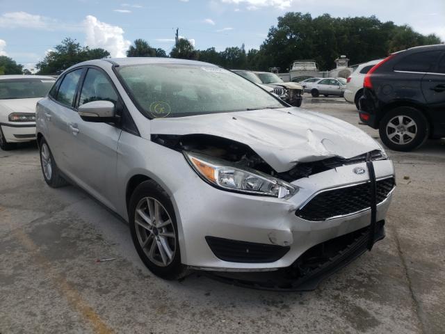 FORD FOCUS SE 2015 1fadp3f26fl215516