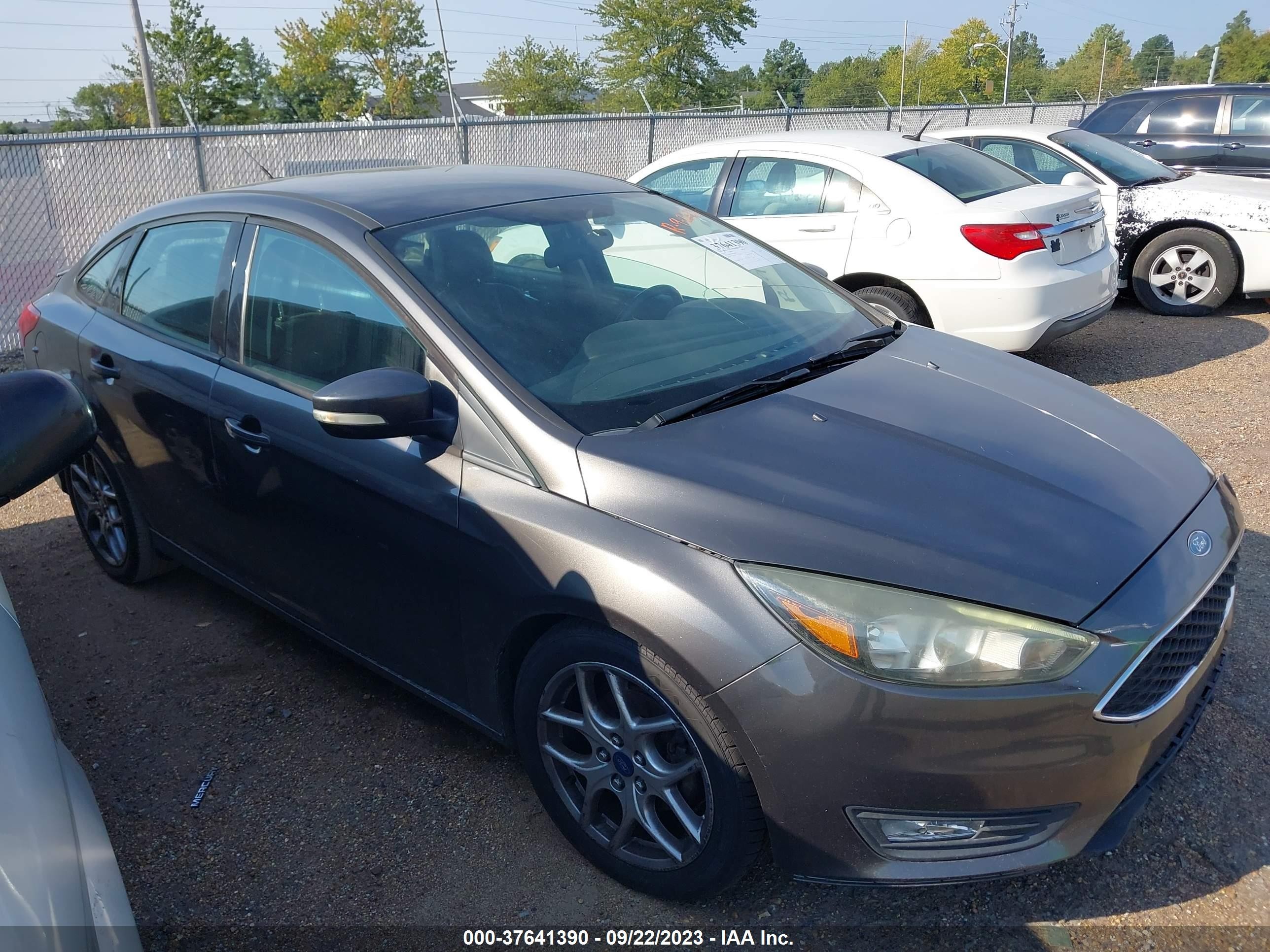 FORD FOCUS 2015 1fadp3f26fl227701