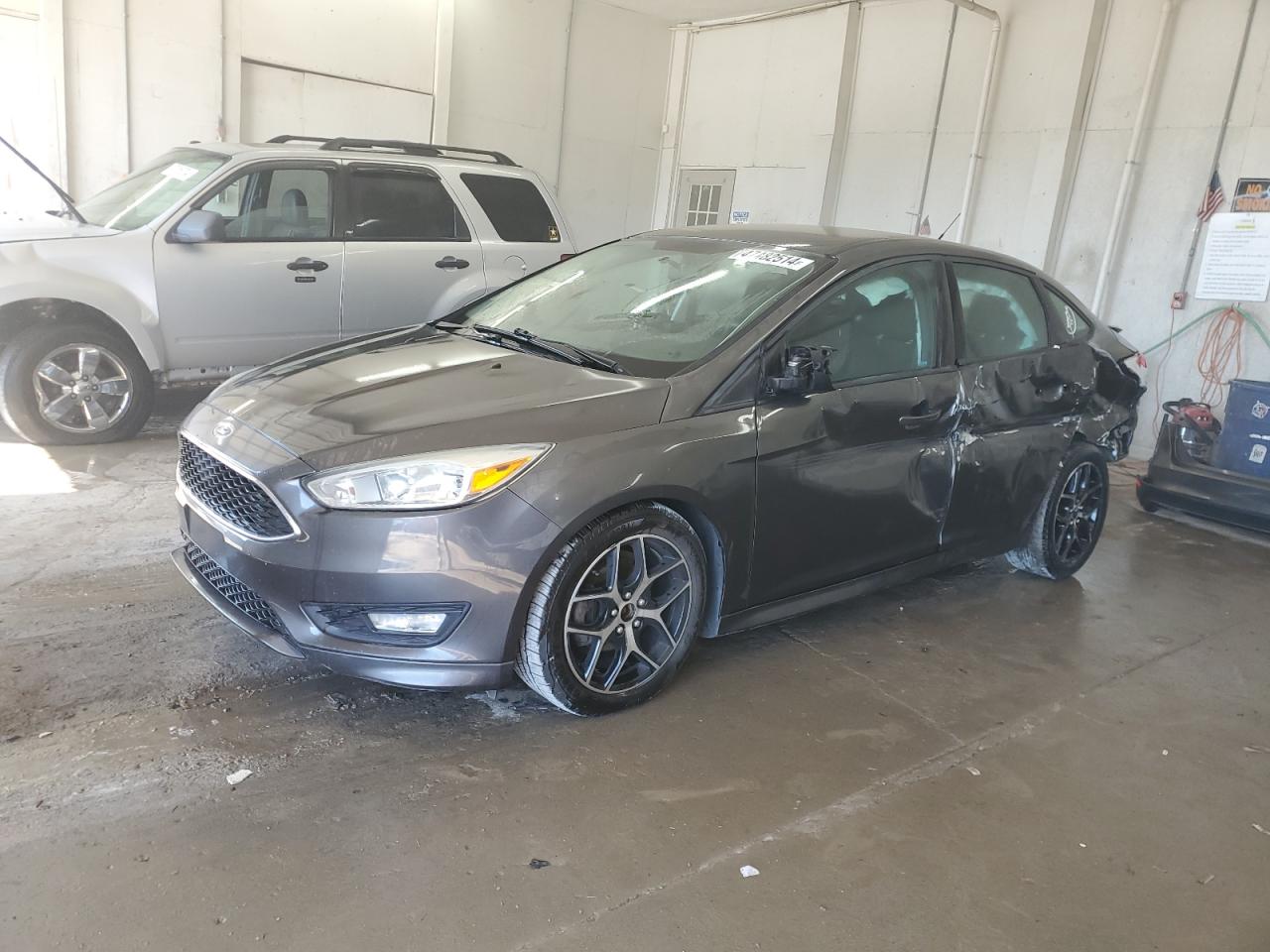 FORD FOCUS 2015 1fadp3f26fl291687