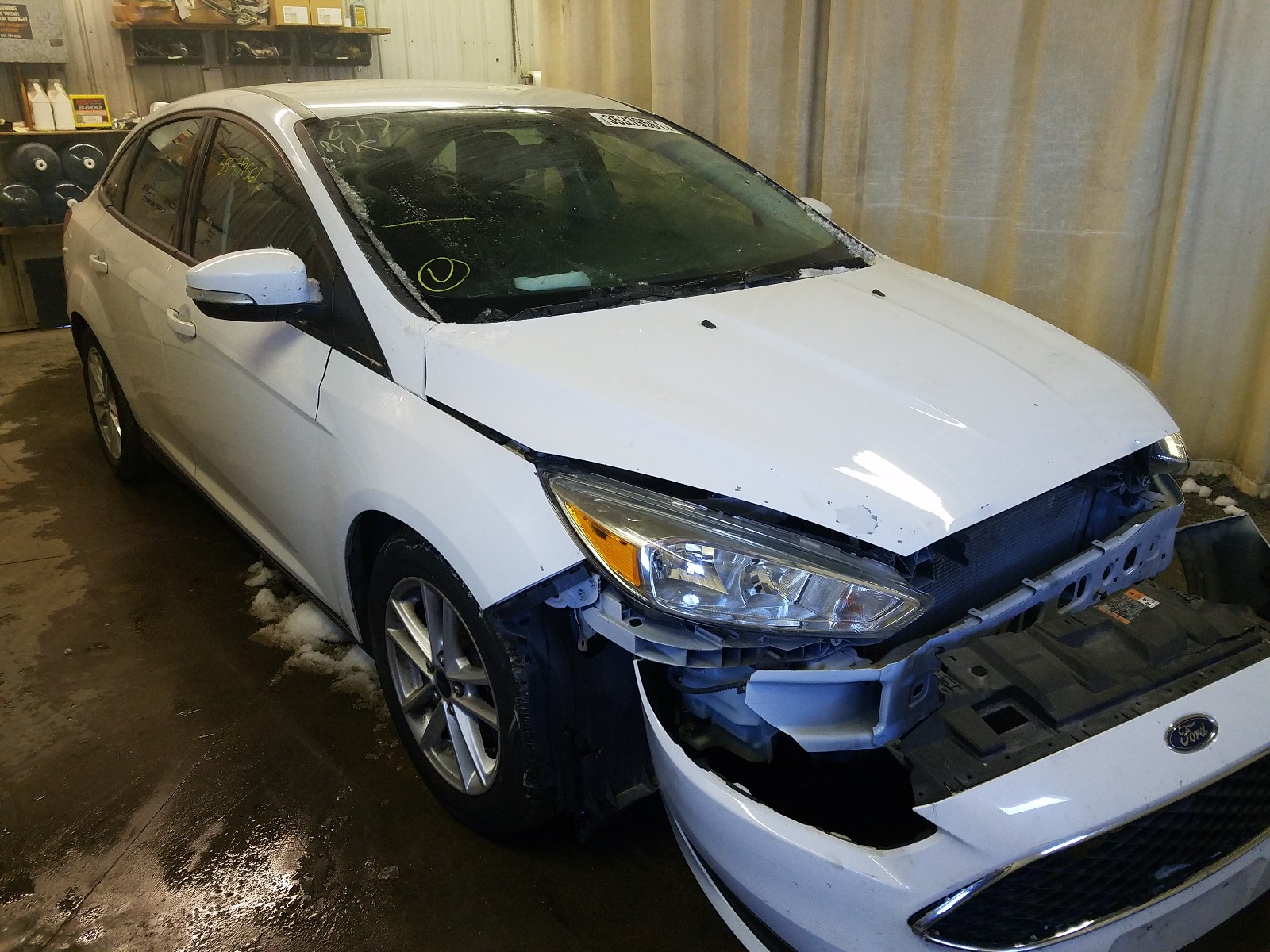 FORD FOCUS SE 2015 1fadp3f26fl357753