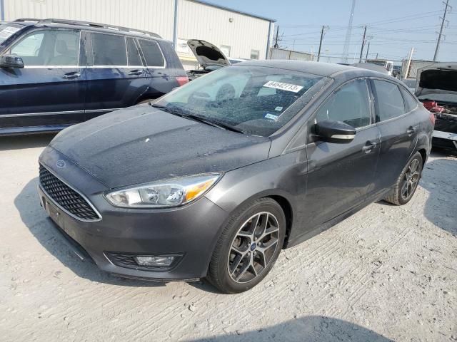 FORD FOCUS SE 2015 1fadp3f26fl375167