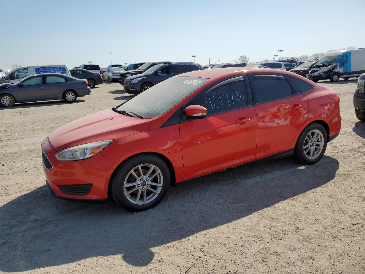 FORD FOCUS 2016 1fadp3f26gl251644