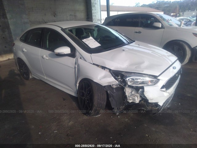 FORD FOCUS 2016 1fadp3f26gl354269