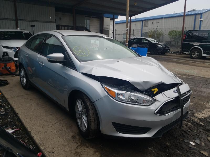 FORD FOCUS SE 2017 1fadp3f26hl220847