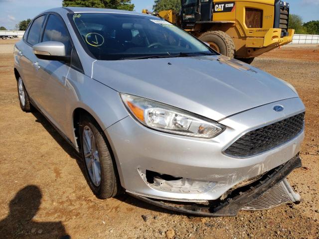 FORD FOCUS SE 2017 1fadp3f26hl347601