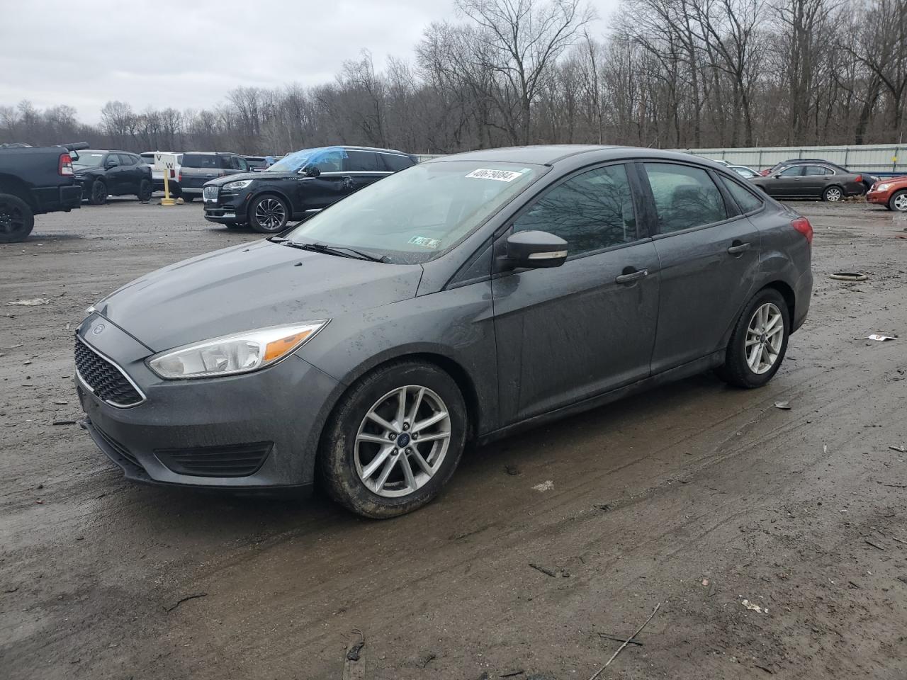 FORD FOCUS 2018 1fadp3f26jl221681