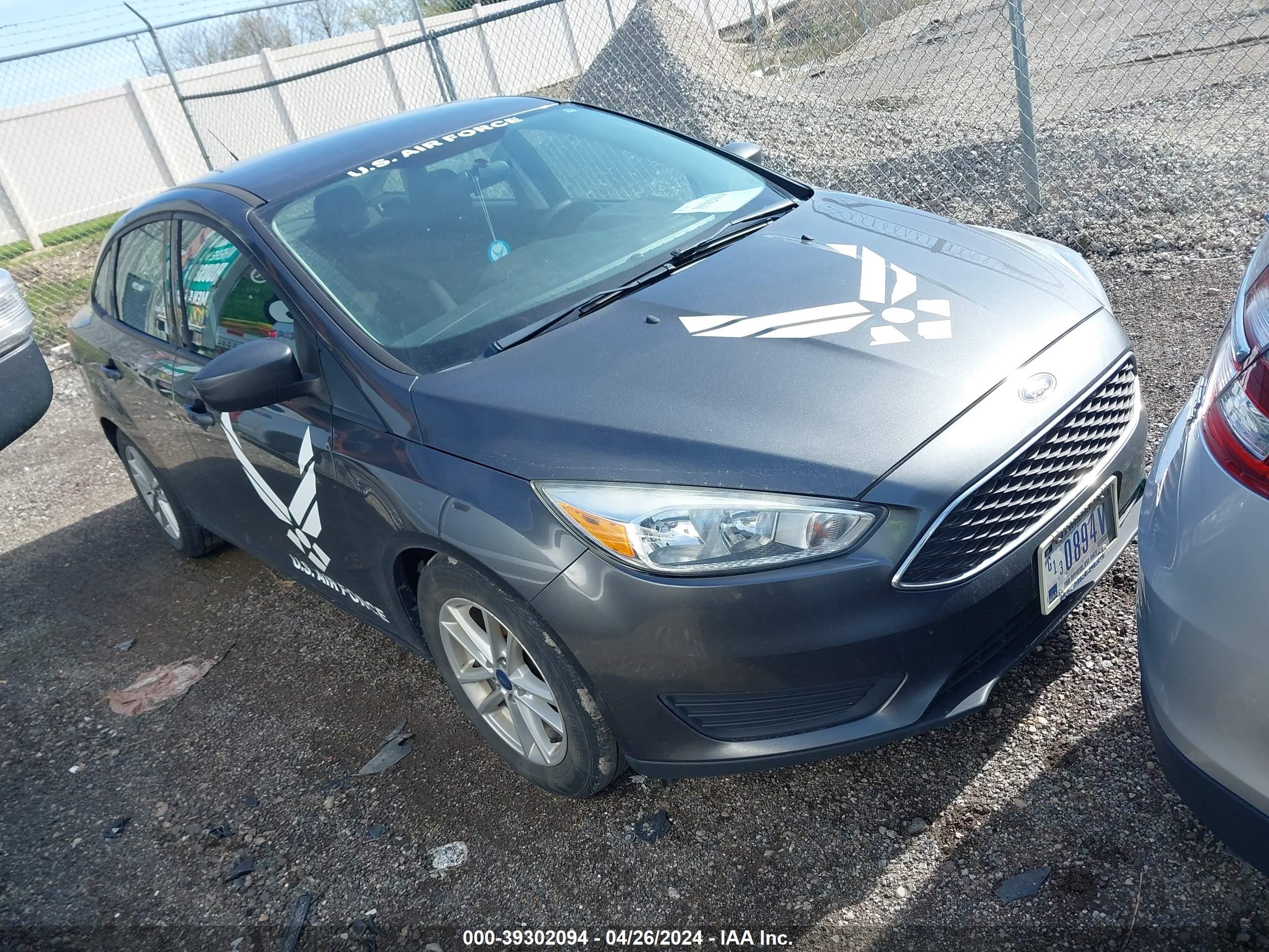 FORD FOCUS 2018 1fadp3f26jl328553