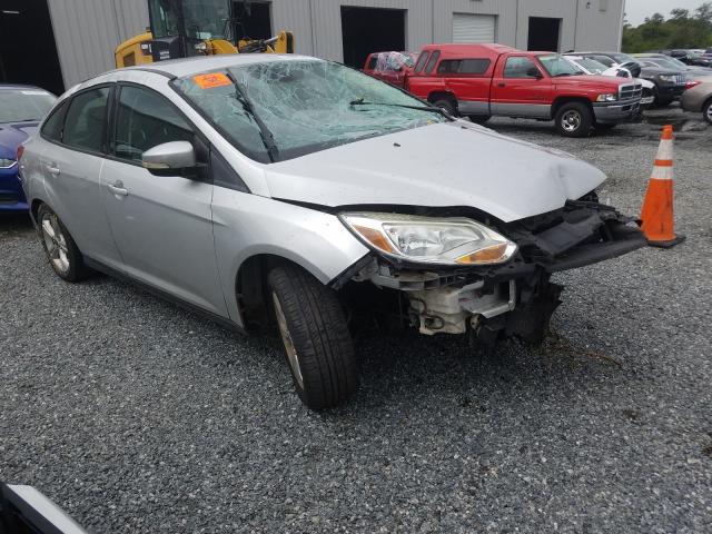 FORD FOCUS SE 2014 1fadp3f27el231335