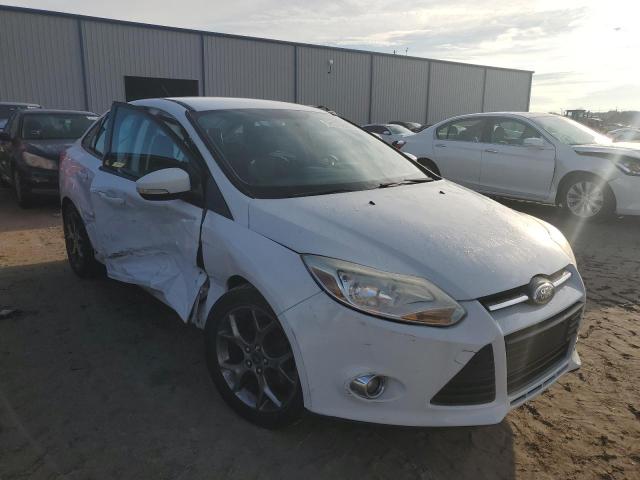 FORD FOCUS SE 2014 1fadp3f27el231545