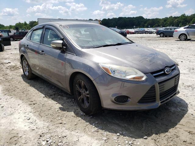 FORD FOCUS SE 2014 1fadp3f27el240312