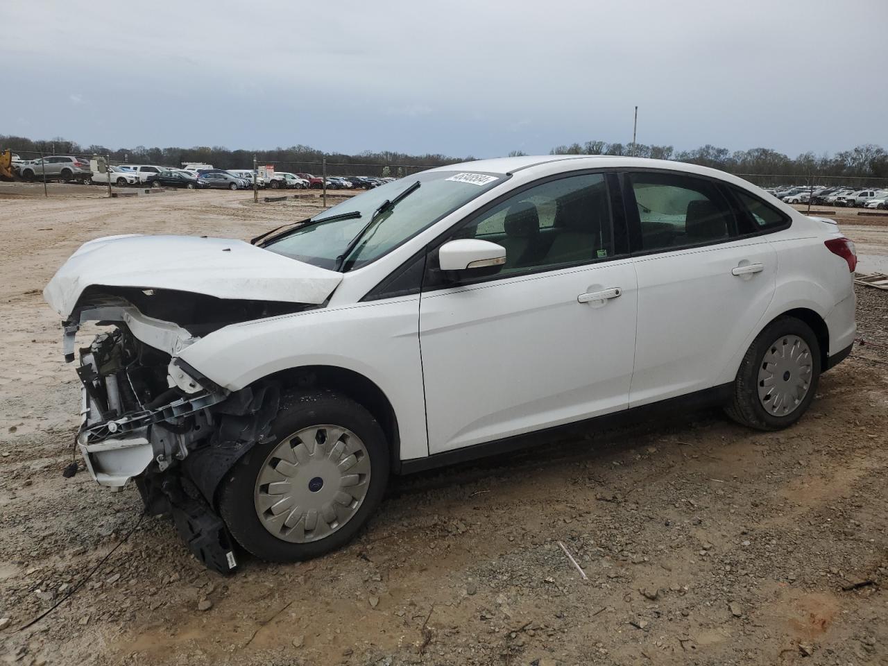 FORD FOCUS 2014 1fadp3f27el351698