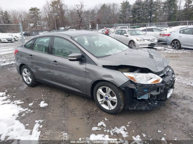 FORD FOCUS 2014 1fadp3f27el435438