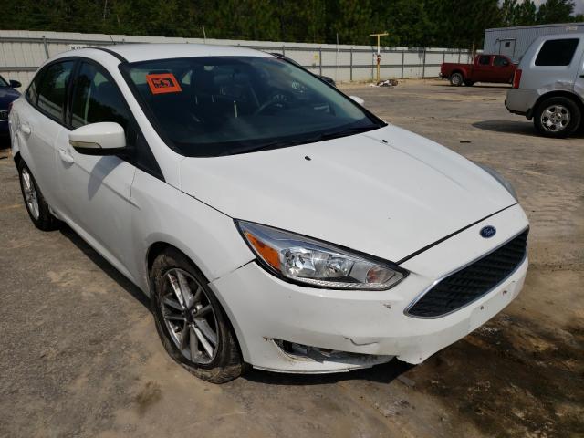 FORD FOCUS SE 2015 1fadp3f27fl338144