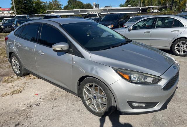 FORD FOCUS SE 2015 1fadp3f27fl361147