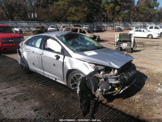 FORD FOCUS 2016 1fadp3f27gl262524