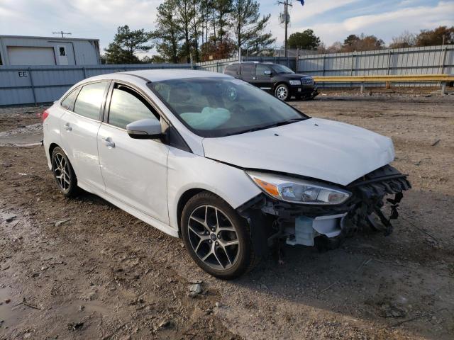 FORD FOCUS SE 2016 1fadp3f27gl304612