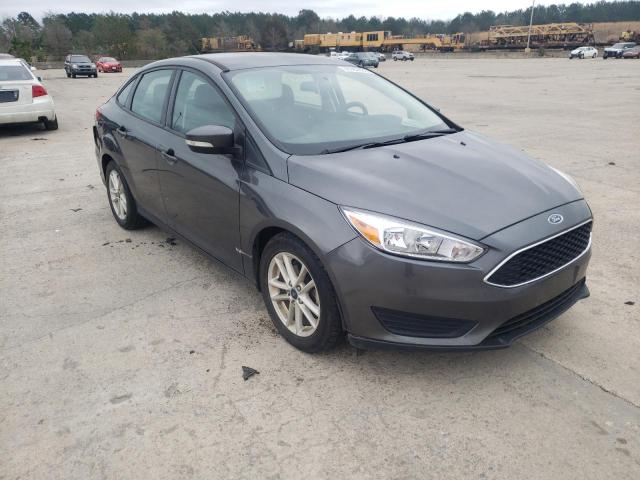 FORD FOCUS SE 2017 1fadp3f27hl208304