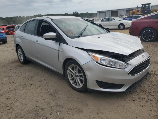 FORD FOCUS SE 2017 1fadp3f27hl231551