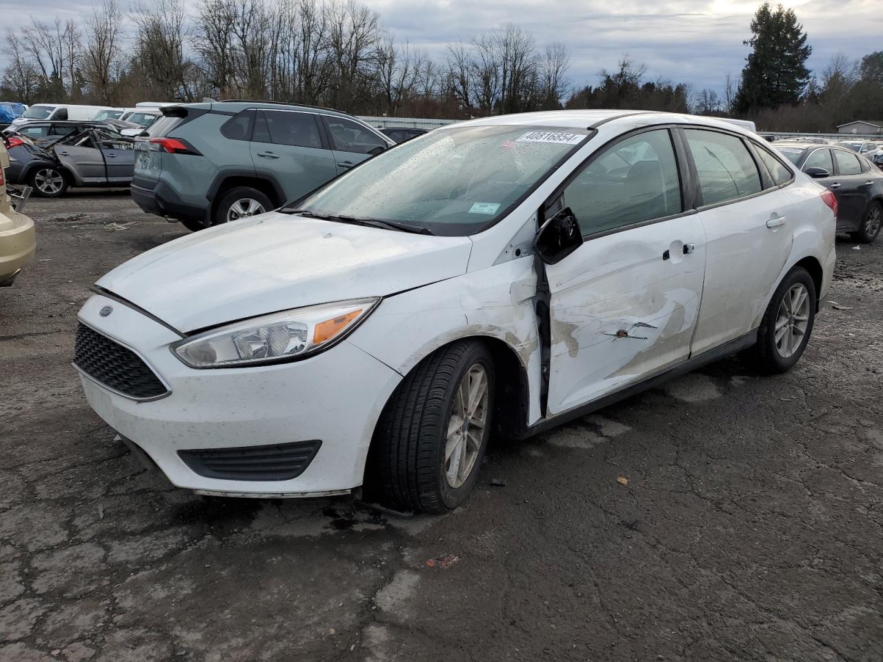 FORD FOCUS 2018 1fadp3f27jl251336