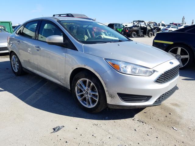 FORD FOCUS SE 2018 1fadp3f27jl324561