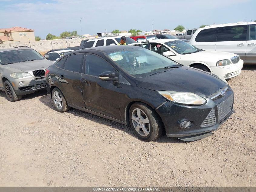 FORD FOCUS 2013 1fadp3f28dl164338