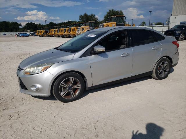 FORD FOCUS SE 2014 1fadp3f28el233692