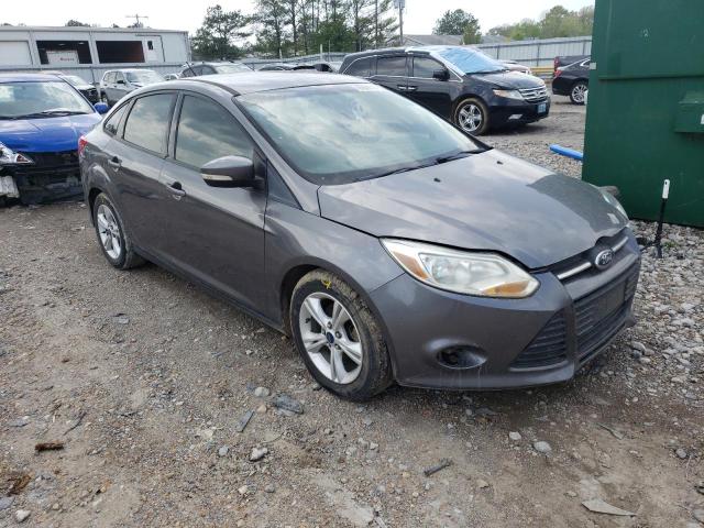 FORD FOCUS SE 2014 1fadp3f28el406255