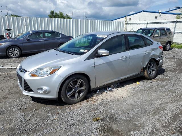 FORD FOCUS SE 2014 1fadp3f28el424383