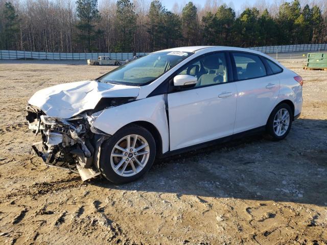 FORD FOCUS SE 2015 1fadp3f28fl250347