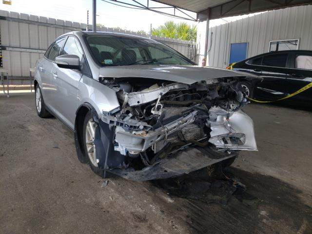 FORD FOCUS SE 2015 1fadp3f28fl276866