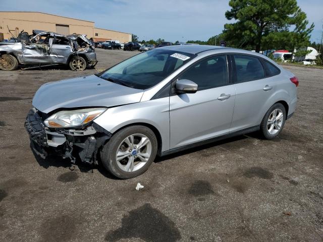 FORD FOCUS SE 2015 1fadp3f28fl282750