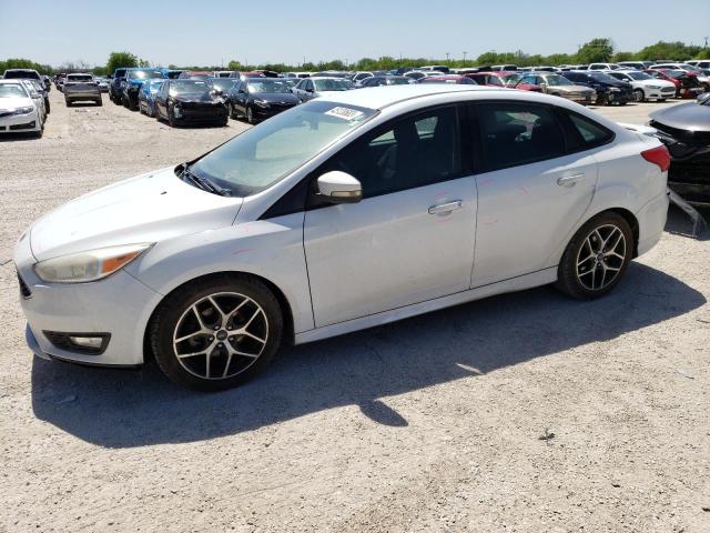 FORD FOCUS SE 2015 1fadp3f28fl384985