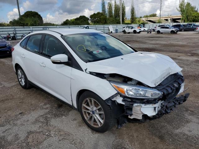 FORD FOCUS SE 2017 1fadp3f28hl227976