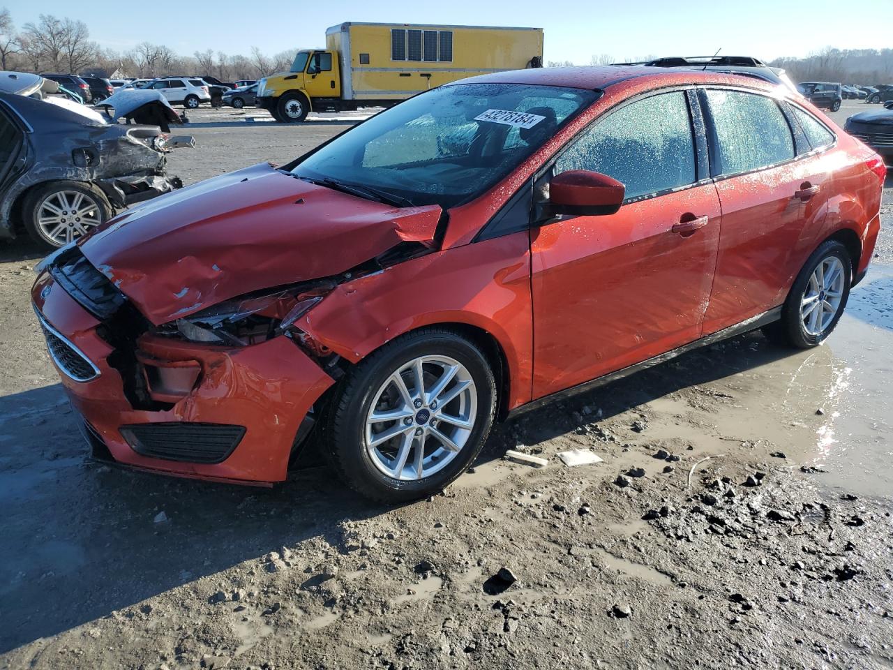 FORD FOCUS 2018 1fadp3f28jl269702