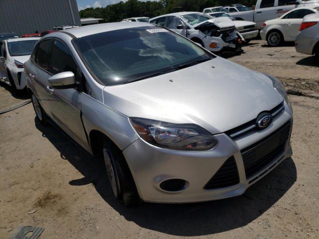 FORD FOCUS SE 2014 1fadp3f29el127140