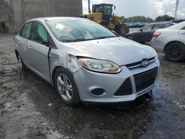 FORD FOCUS SE 2014 1fadp3f29el180775