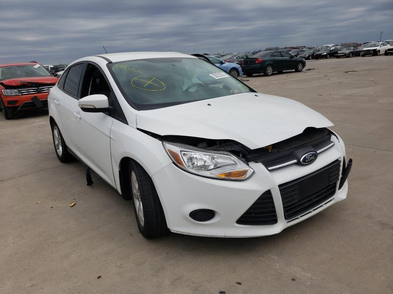 FORD FOCUS SE 2014 1fadp3f29el229229