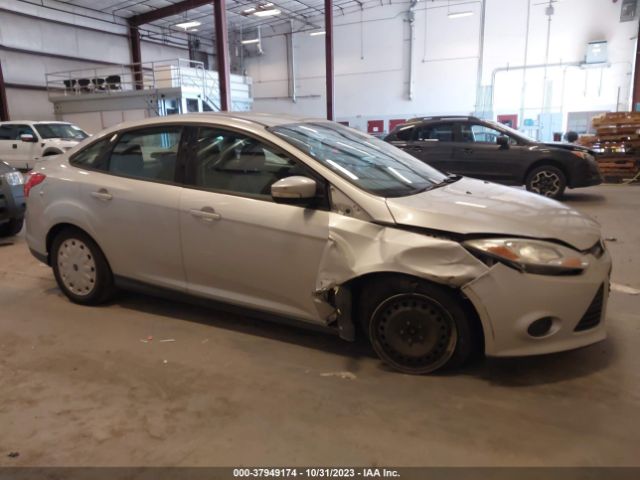 FORD FOCUS 2014 1fadp3f29el376537