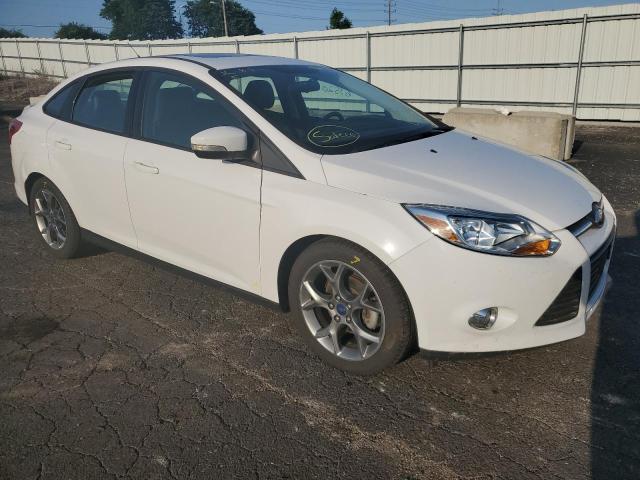 FORD FOCUS SE 2014 1fadp3f29el431133