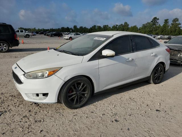 FORD FOCUS SE 2015 1fadp3f29fl210357