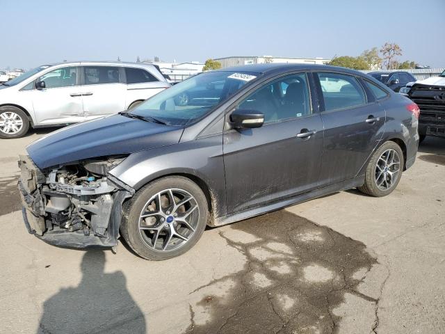 FORD FOCUS SE 2015 1fadp3f29fl221178