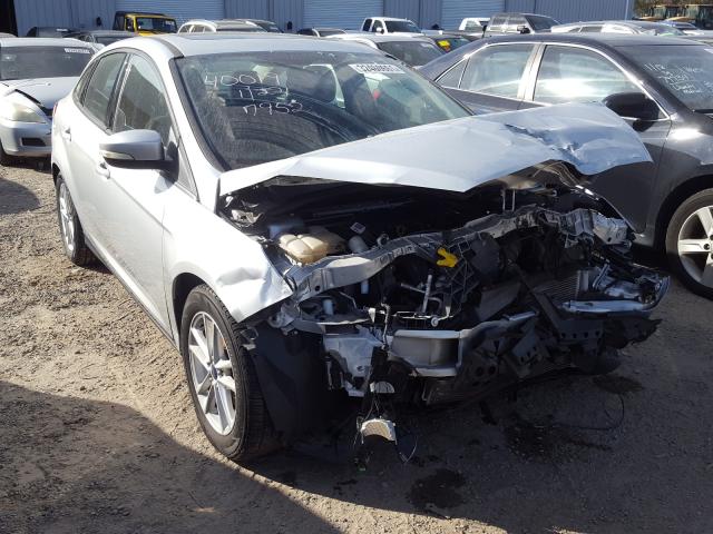 FORD FOCUS SE 2015 1fadp3f29fl227952